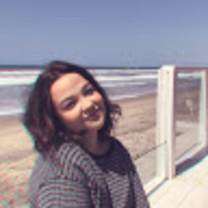 Meet your Posher, Maegan